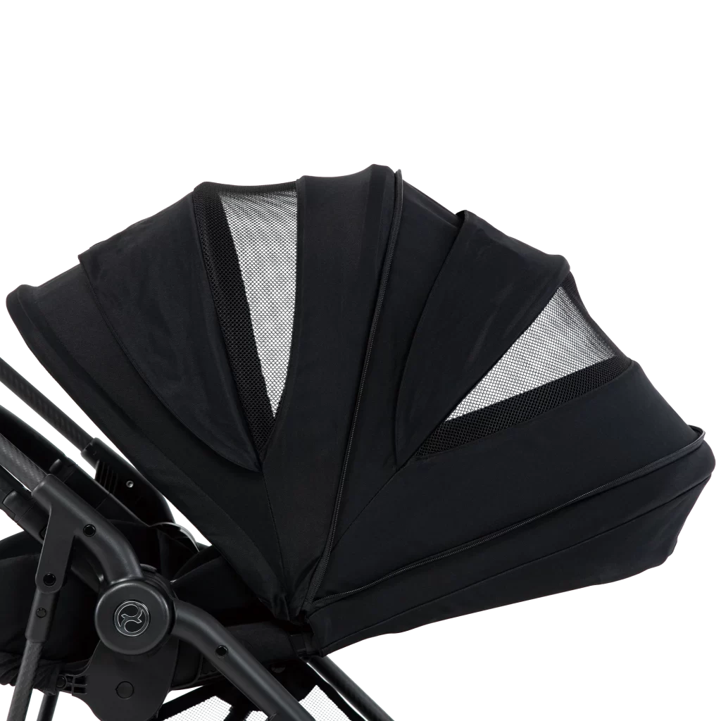 サイベックスメリオカーボン2025_キャノピーのメッシュ部分が拡大したことを示す画像